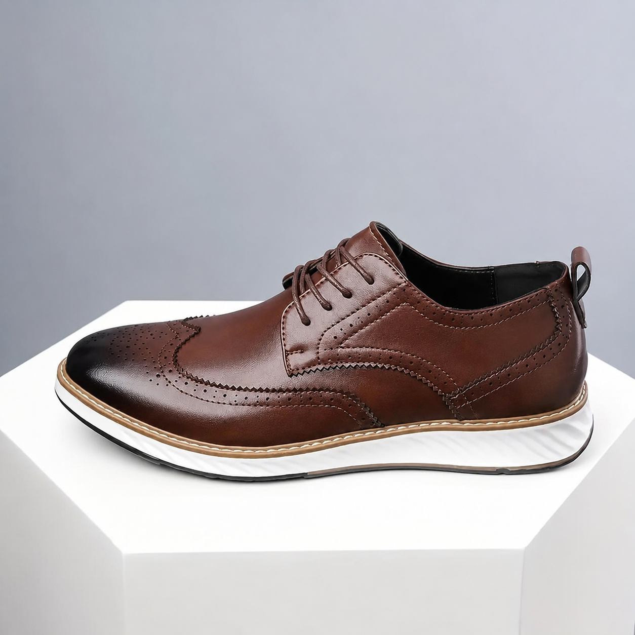 DIEGO | Zapato de punta fina con cordones