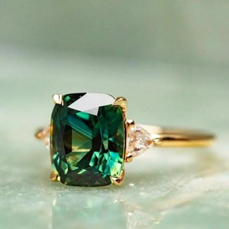 TRINIDAD | Anillo cuadrado con esmeralda