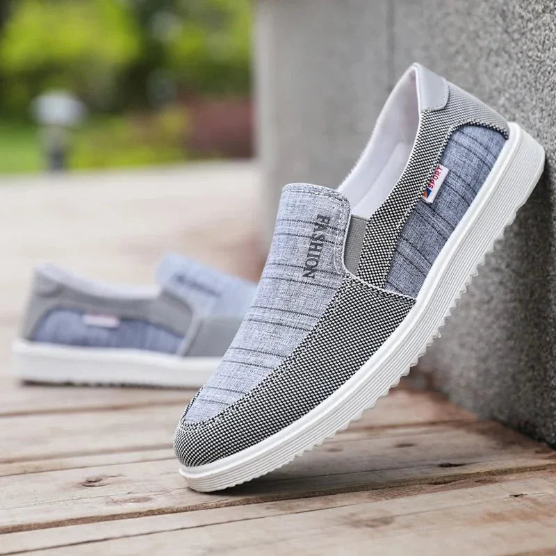 FELIPE | Zapatilla slip-on con bordado